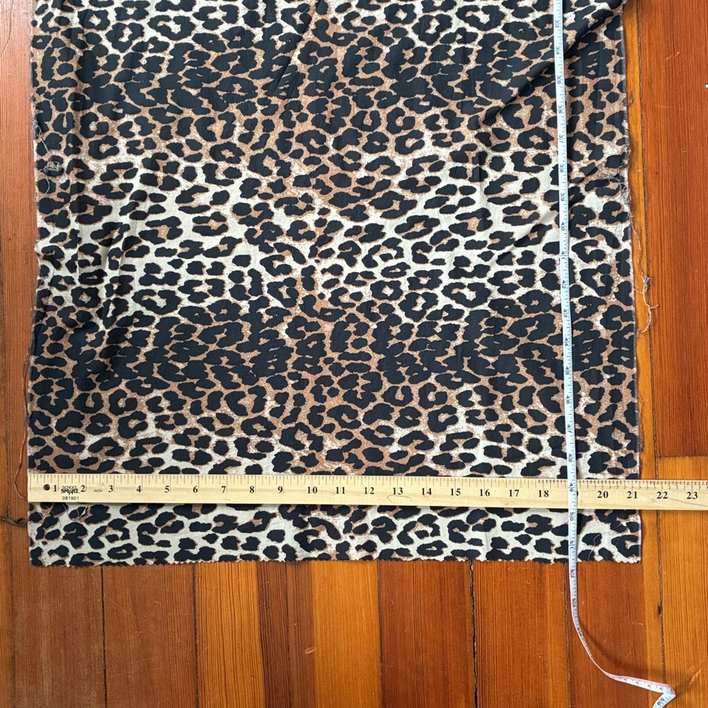 NWOT cotton voile fabric leopard print!